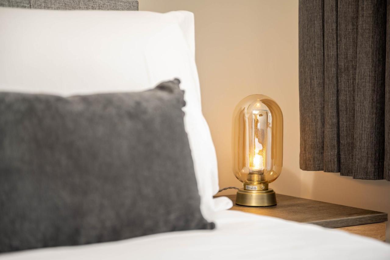 The Oaklands - Luxury Spacious 6-Bed, Near Solihull, Birmingham City, Jlr, Nec, Airport, Resorts World, Hs2 Εξωτερικό φωτογραφία