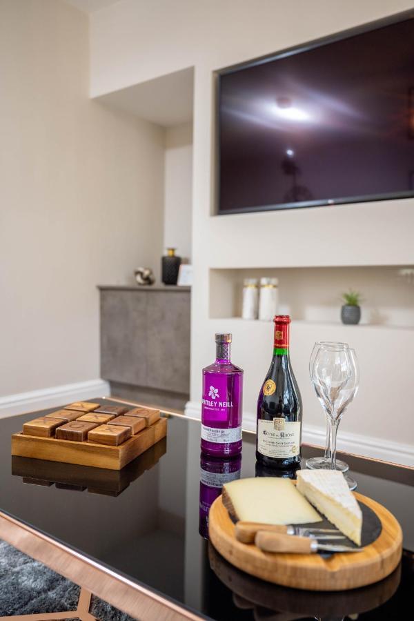 The Oaklands - Luxury Spacious 6-Bed, Near Solihull, Birmingham City, Jlr, Nec, Airport, Resorts World, Hs2 Εξωτερικό φωτογραφία