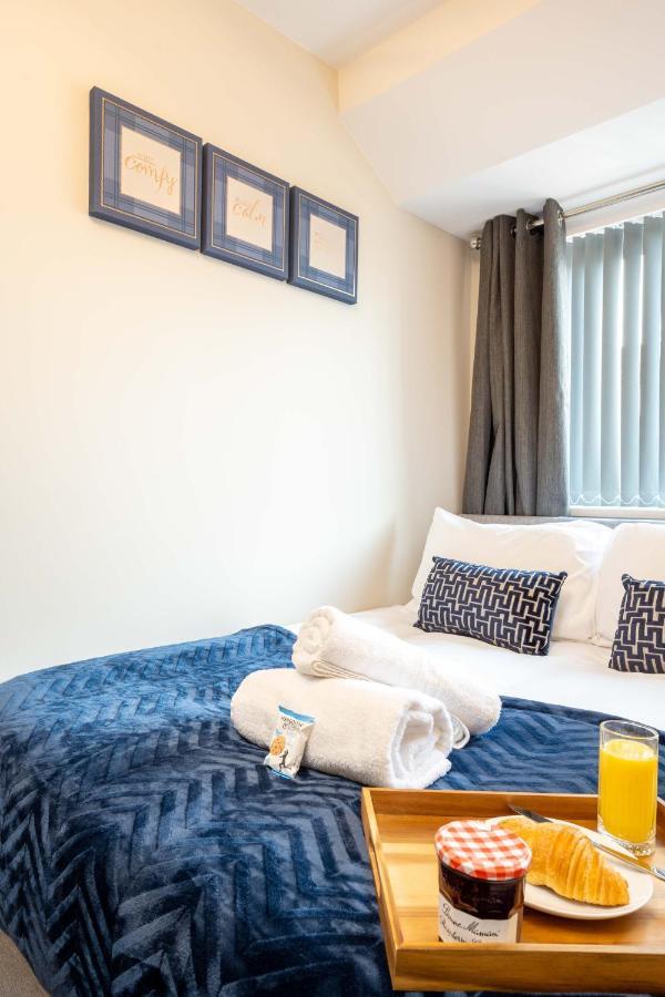 The Oaklands - Luxury Spacious 6-Bed, Near Solihull, Birmingham City, Jlr, Nec, Airport, Resorts World, Hs2 Εξωτερικό φωτογραφία